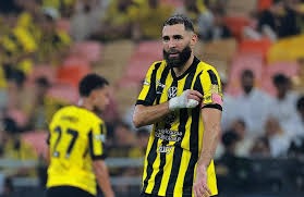 现在快船的比赛是真好看啊，真的熬出头了，6连胜了，难道是没有老保罗和祖巴茨后，快船更强了？